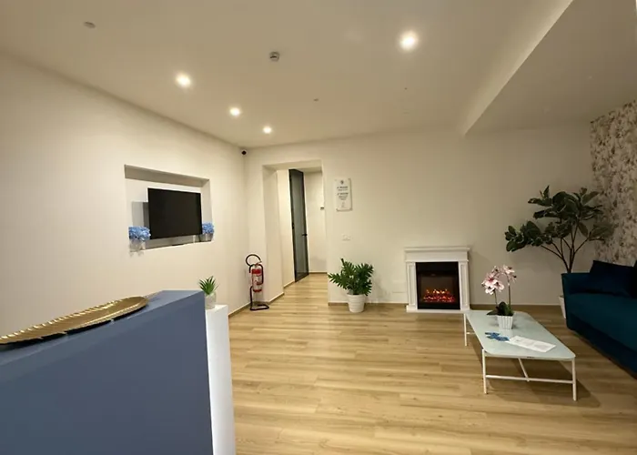 Dimora Lumine 4* Неаполь