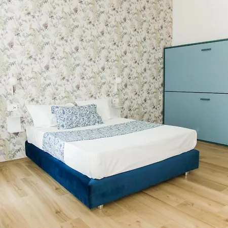 Dimora Lumine 4* Neapel